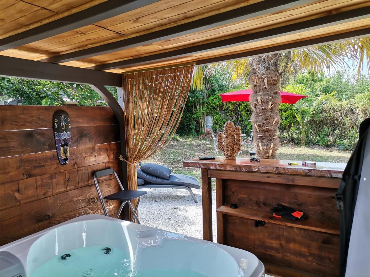 Love Room Avec Spa Nerac Exterior photo